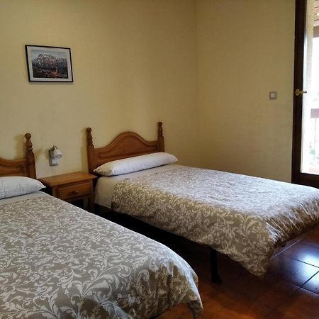 Casa Rural Lo Ferrero Guest House Belsue Bagian luar foto